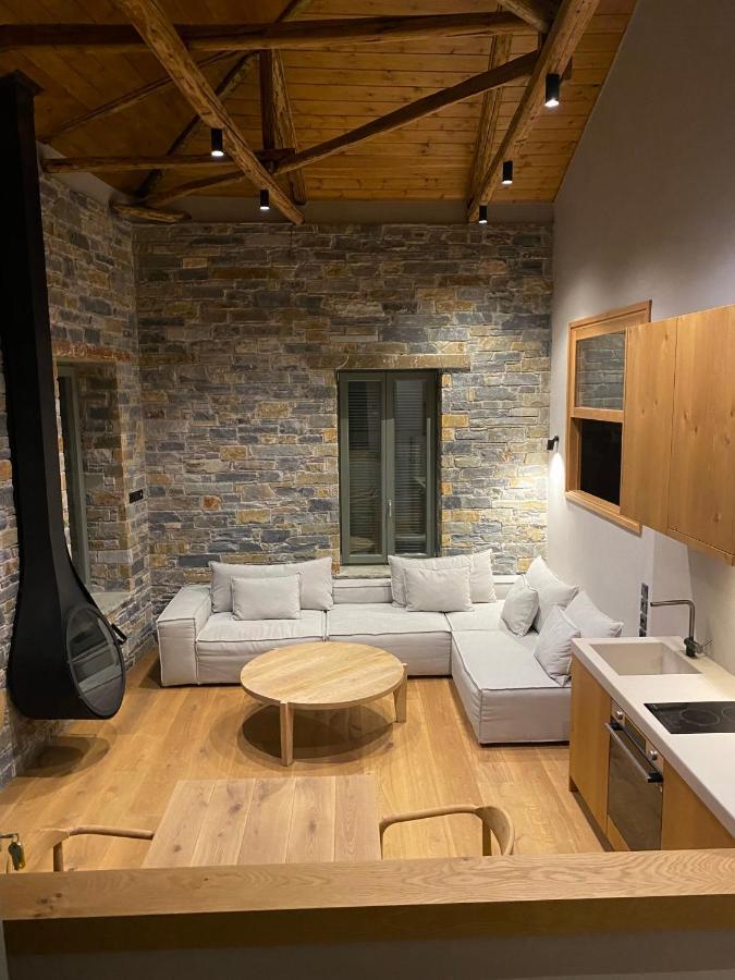 Ej Boutique Suites Milina Luaran gambar